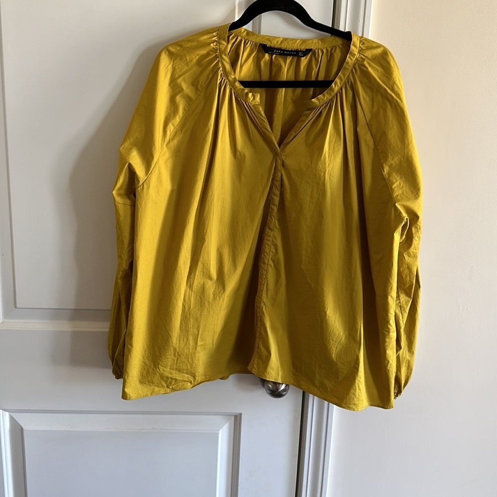 Zara Women’s Puff Sleeve Blouse - Picture 13 of 14